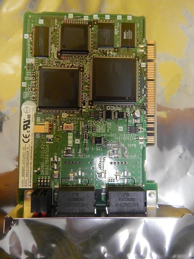 Used Mitsubishi Q80BD-J71LP21-25 PLC MELSECNET/H Interface PCB BD808C121G51 Used