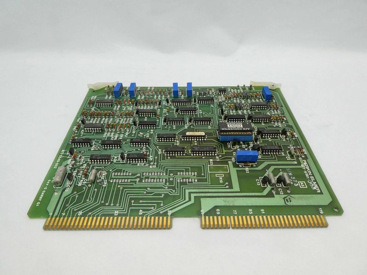 Used Perkin-Elmer 677-9561-003 A/D Converter PCB Card 677-5549-002 Untested As-Is