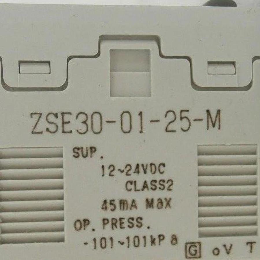 Used SMC ZSE30-01-25-M kPa Pressure Switch Reseller Lot of 32 Working Surplus