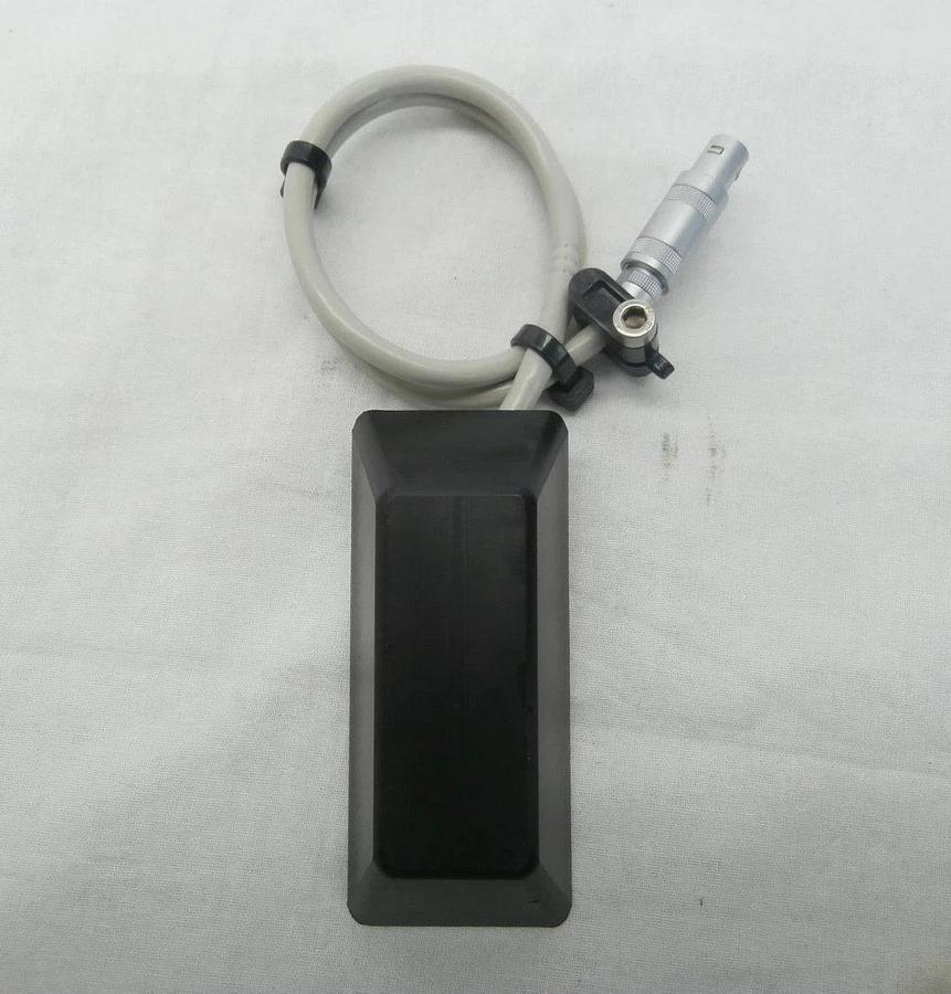Used Brooks Automation ANT-ID2-INFIXR6 Fixload Antenna Hermos Reseller Lot of 4 Used