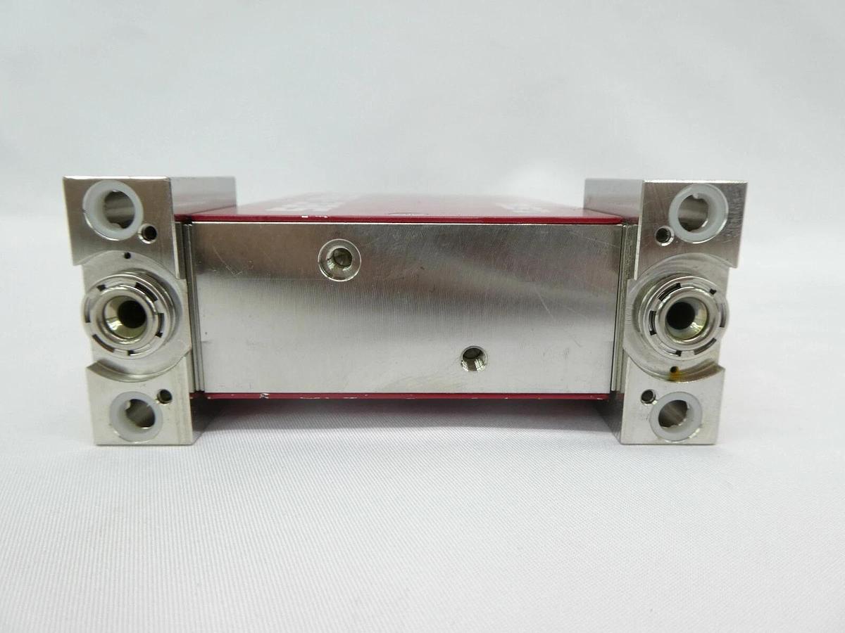 Used STEC SEC-7330M MFC Mass Flow Controller SEC-7330 200 CCM HBr Working Spare