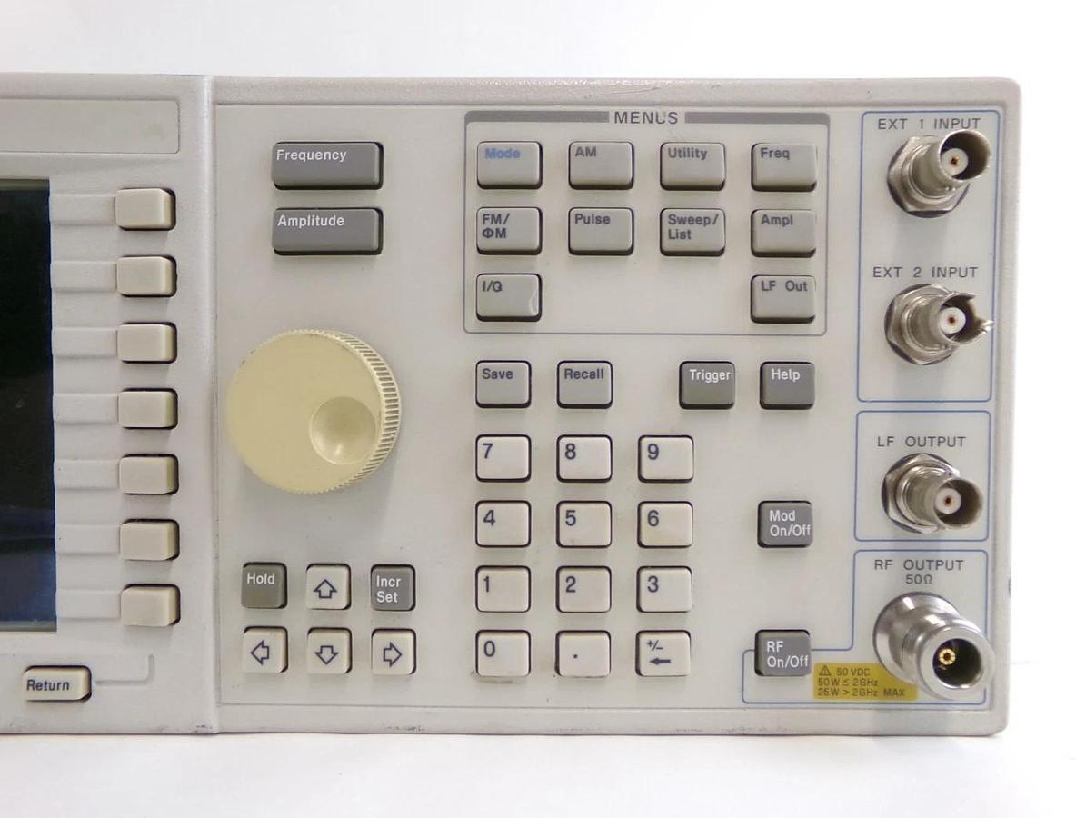 Used Agilent Technologies E4432B ESG-D Series Signal Generator ESG-D3000B Untested