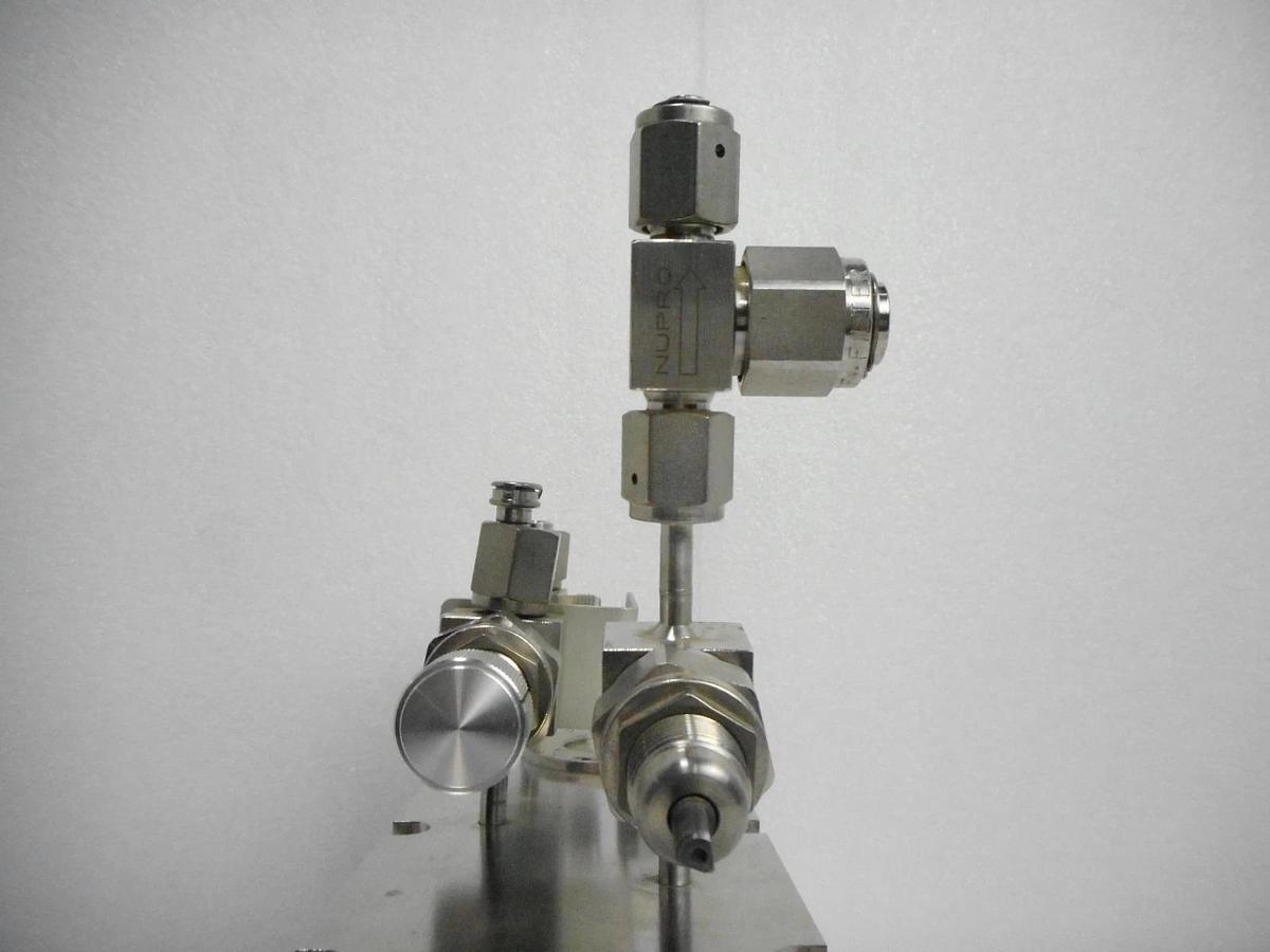 Used AMAT Applied Materials 0010-09318 TEOS/Dopant Ampule Precision 5K P5000 Working