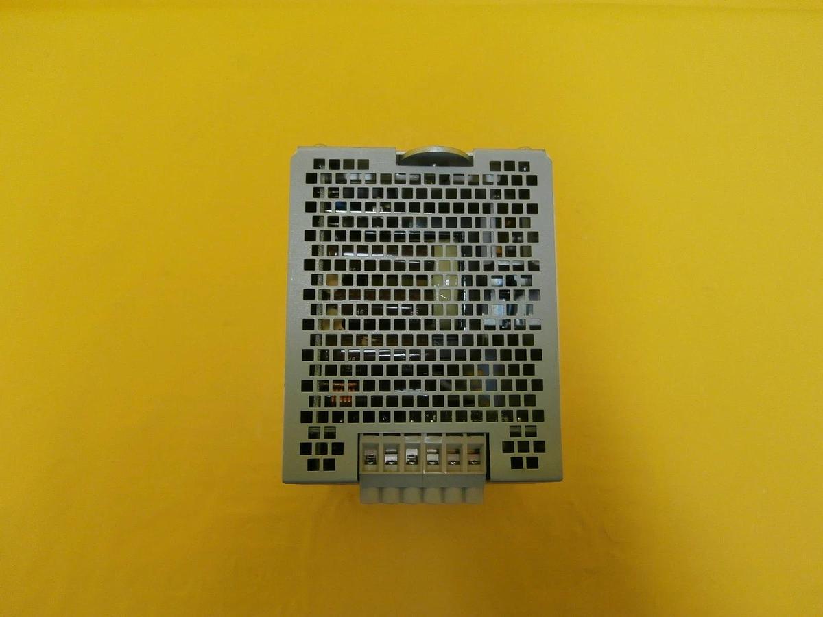 Used Emerson SDN 10-24-100P Rack Mount 24VDC Power Supply SOLA Used Working