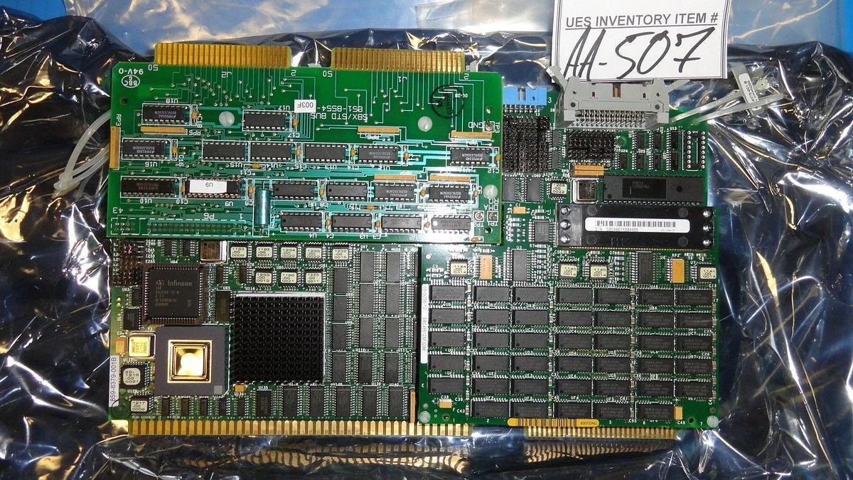 Used RadiSys 859-8379-001B Circuit Board PCB Used Working