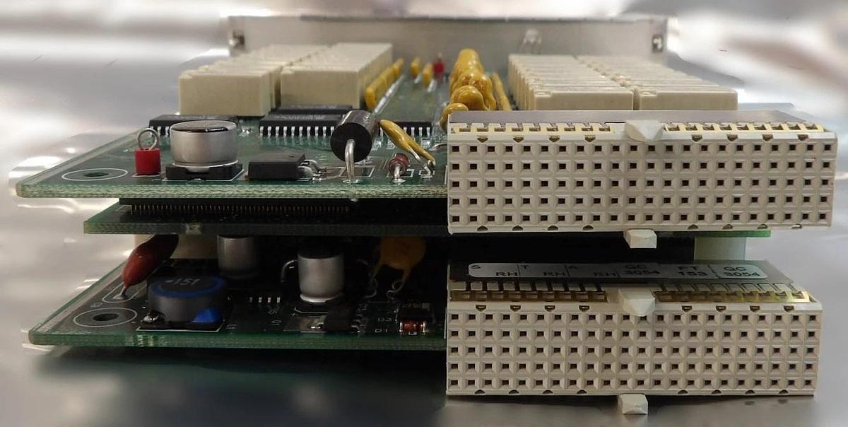 Used MKS Instruments CDN500-19 Producer SE CH Interlock Module PCB Card AMAT 0190-079