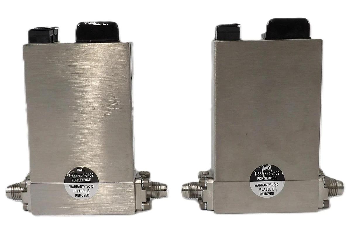 Used UNIT Instruments UFC Mass Flow Controller MFC UFC-8165 UFC-9861 Lot of 9