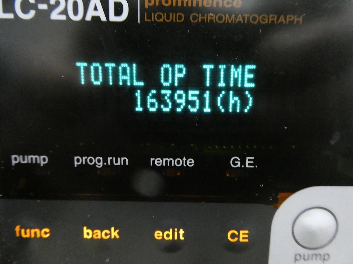 Used Shimadzu 228-45000-32 Liquid Chromatography LC-20AD V1.06 Untested Dented As-Is