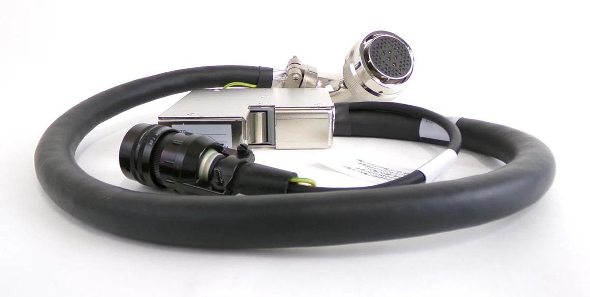 STP Edwards B752-04-030 Turbomolecular Pump Control Cable 1M Turbo Working