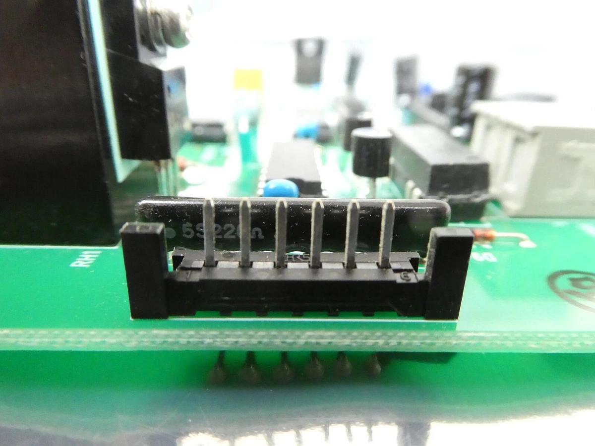 Used Shimadzu 228-48338 Interface Processor PCB 228-48339 Prominence Nexera Working