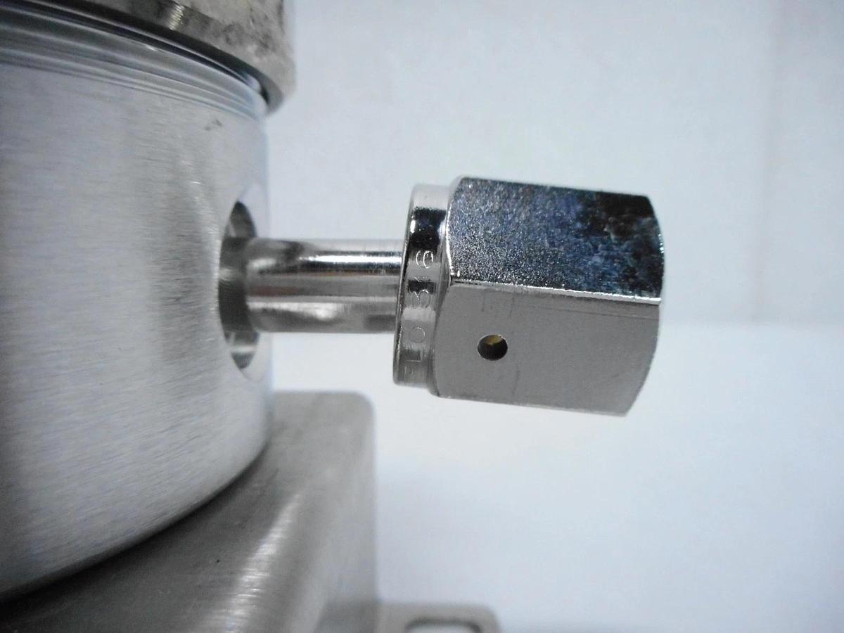 Used Parker 45200332EV Manual Regulator Valve SQ420E100W2PFSFM448PMEV Used Working