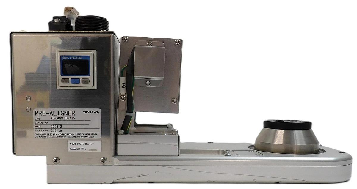 Used Yaskawa Electric XU-ACP130-A15 300mm Wafer Prealigner Working Spare
