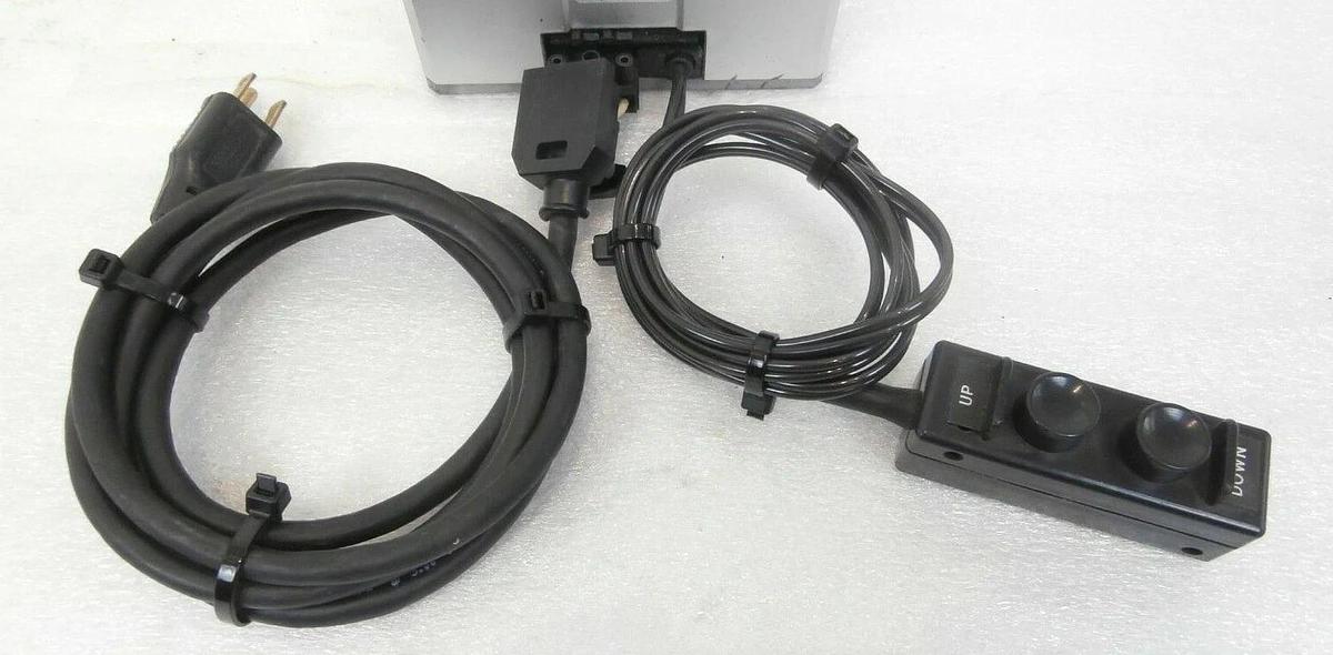 Used Magnetic Elektromotoren THC 8AWDK2U-005 Telescopic Column Telemag Working