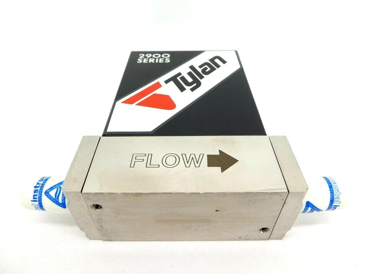 Used Tylan FC-2900M Mass Flow Controller MFC 200 SCCM N2 2900 Series Working Surplus