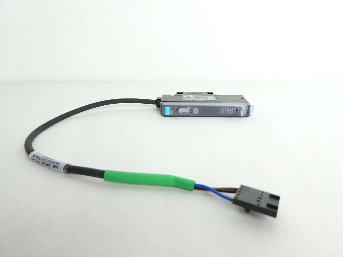 Keyence Photoelectric Sensor FS2-60 PZ2-61 FS-V22RP Reseller Lot of 15 New