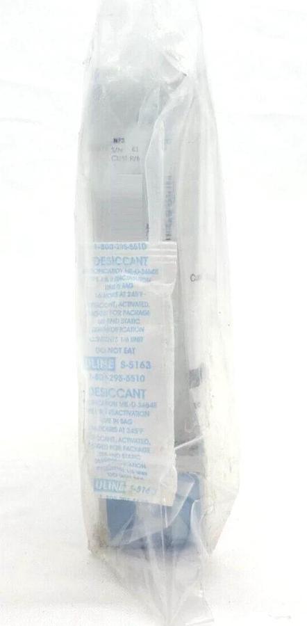 Pivotal Systems 32-03039 Mass Flow Controller MFC 300 SCCM NF3 New Surplus