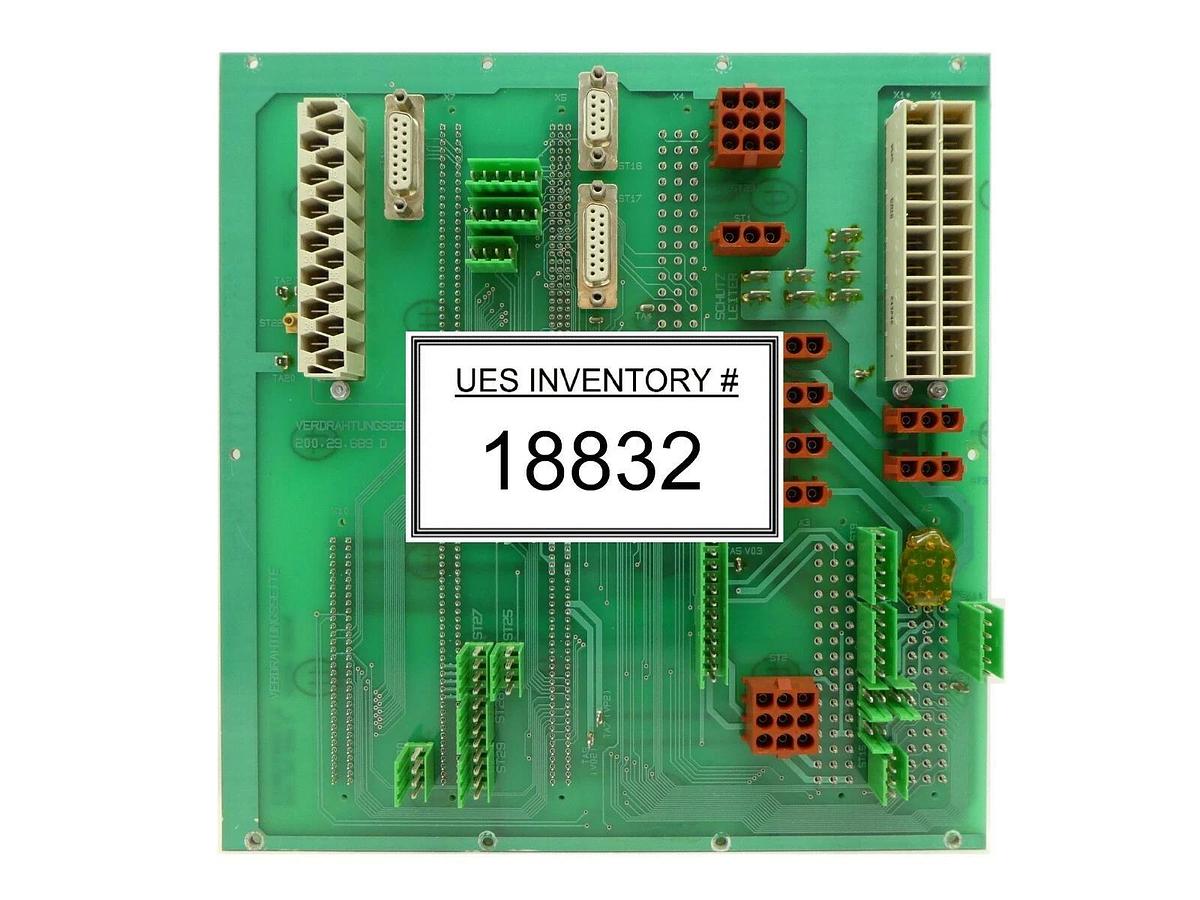Used Leybold Vacuum 200.29.689 Back Plane PCB ERNI 044.772 ULTRATEST UL 500 Working