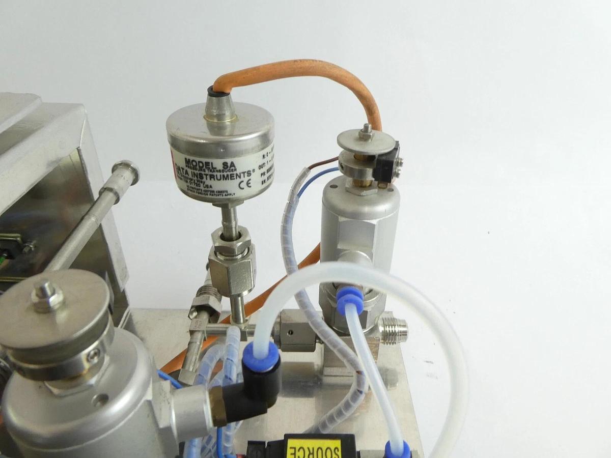 Used Cambridge Fluid Systems 0010-91663 Gas Panel AMAT Applied Materials Working