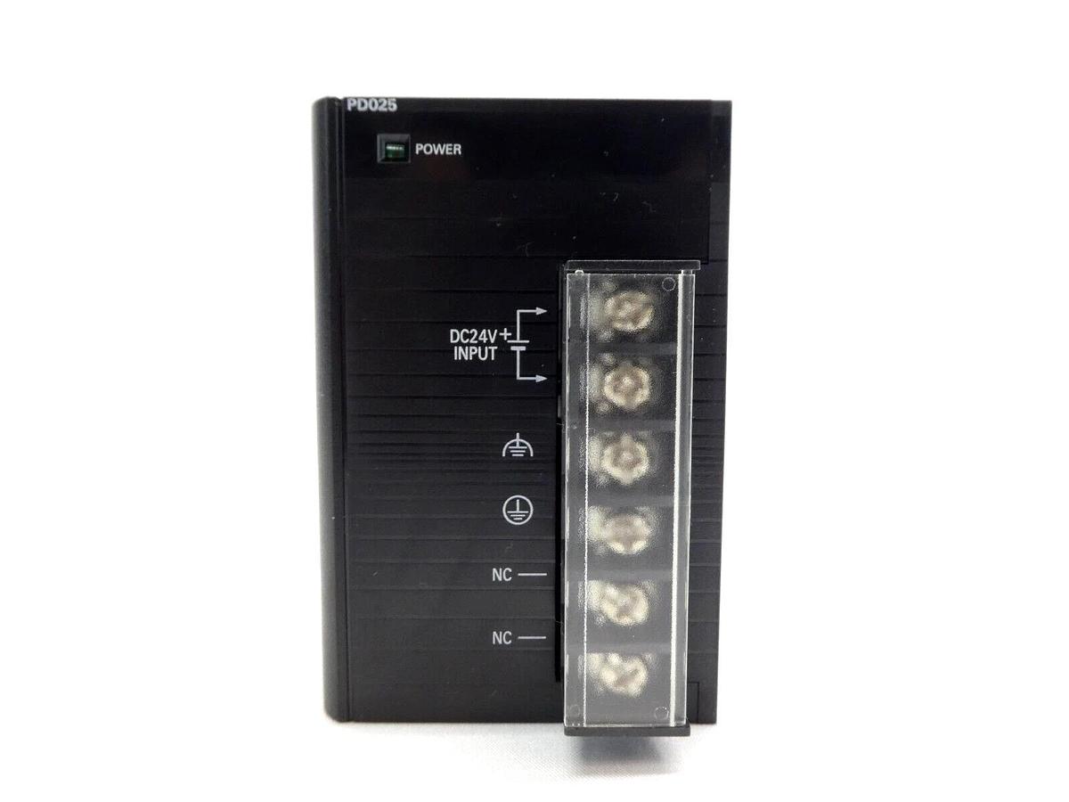 Used Omron SYSMAC Programmable Logic Controller PLC CJ2M-CPU33 CJ1W-PD025 CJ1W-ID211