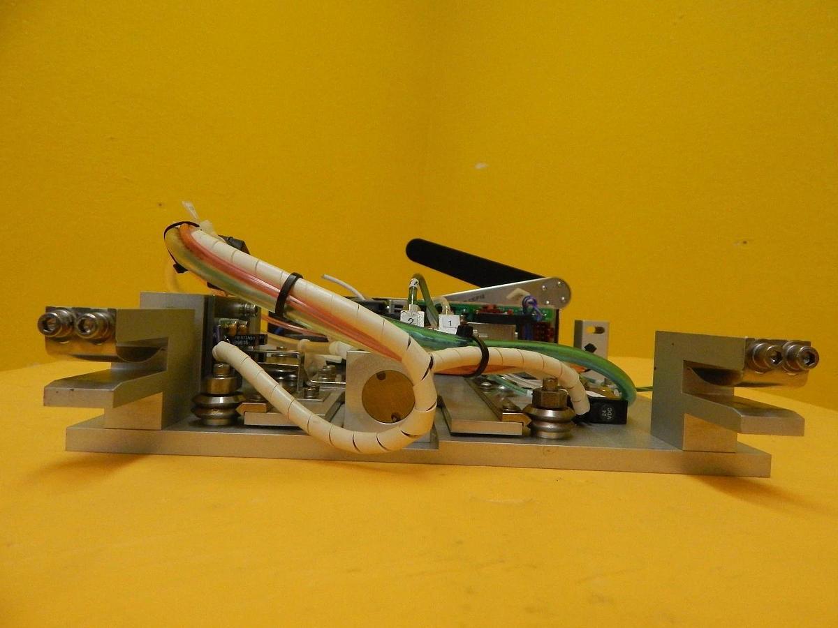 Used SVG Silicon Valley Group 99-38154-01 Shuttle Arm Assembly Rev. U 90S DUV Working