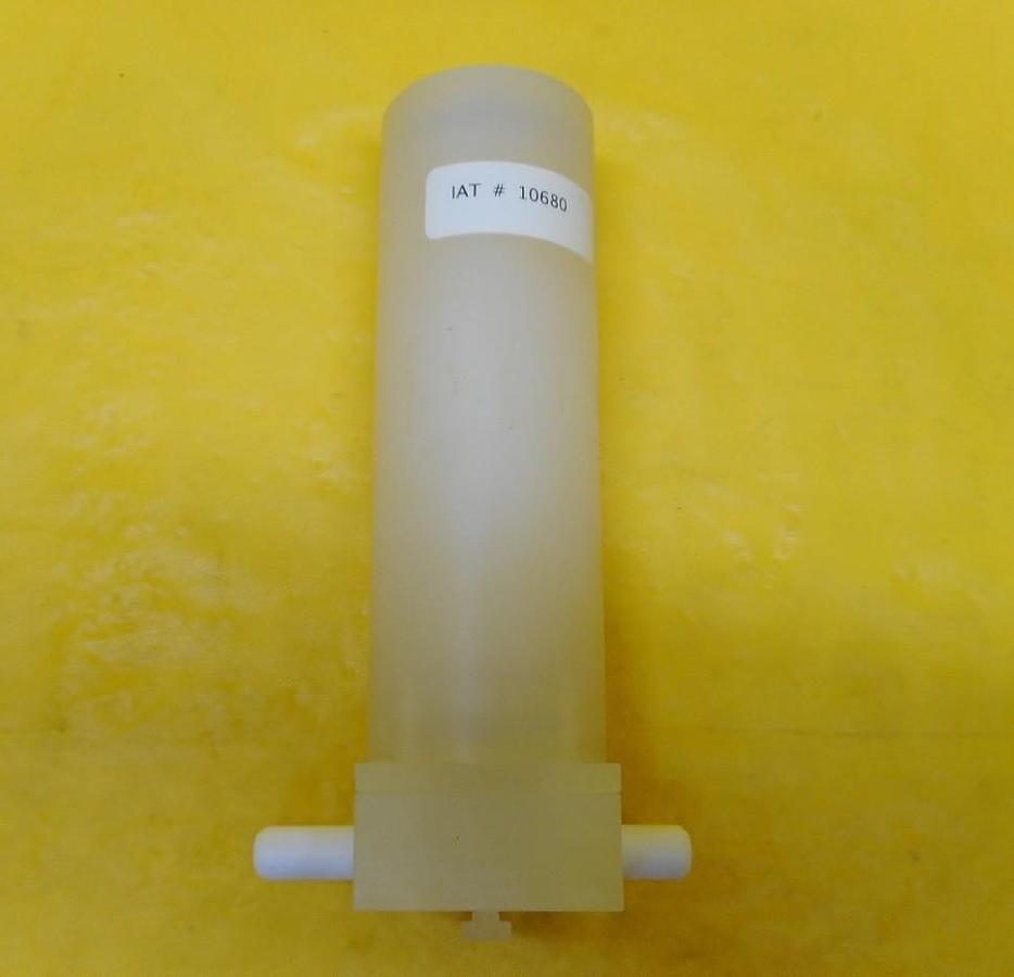 IAT Innovative Applied Technology 10680 Cylinder Lid New