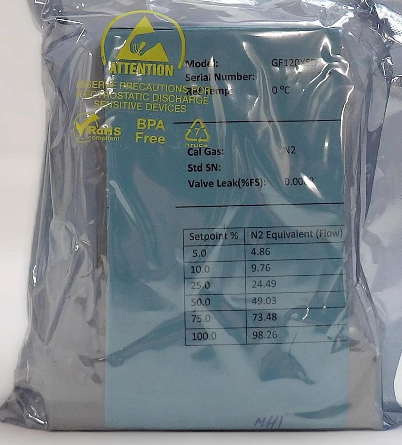 Brooks Instrument GF120X-110737 Mass Flow Controller MFC 20 SCCM New