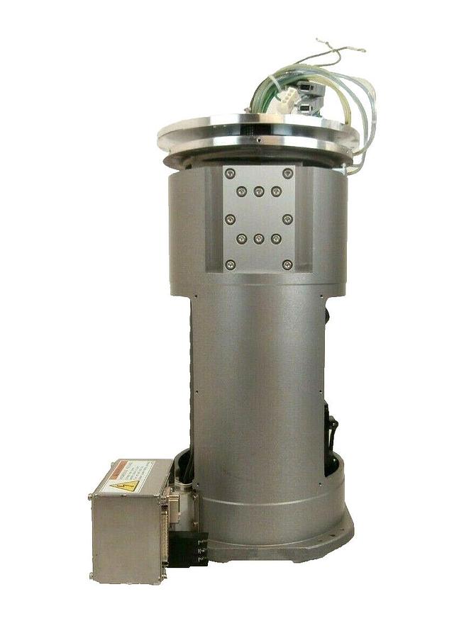 Used Yaskawa XU-RC350D-C51 Dual Arm Wafer Handling Robot with Missing Arms Untested