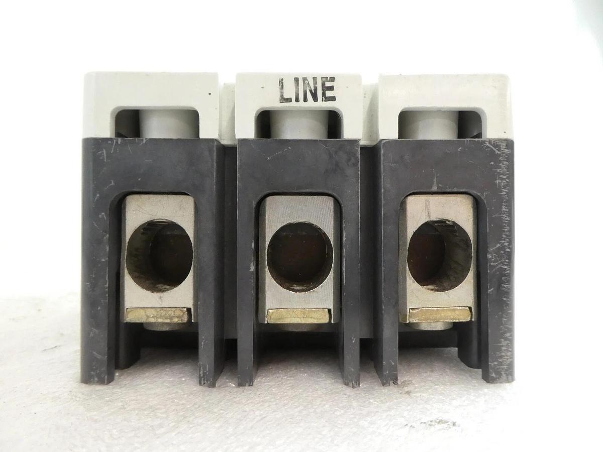 Used Westinghouse 1492D81G03 KD 35k 3-Pole Industrial Circuit Breaker KD3400F Working