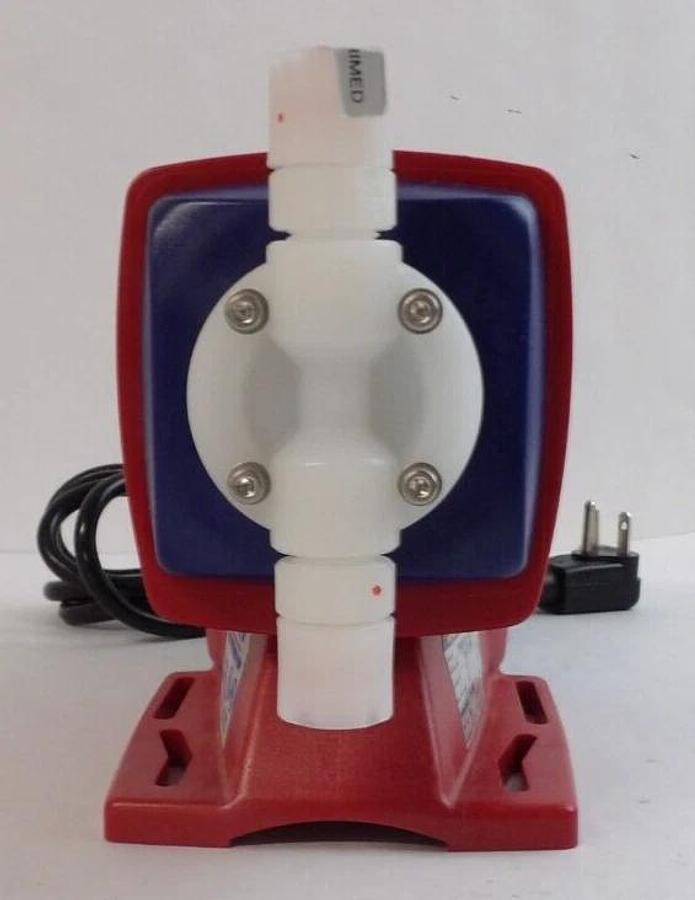 Walchem 70900-221 E-Class Electronic Metering Pump EW-Y Series New Surplus