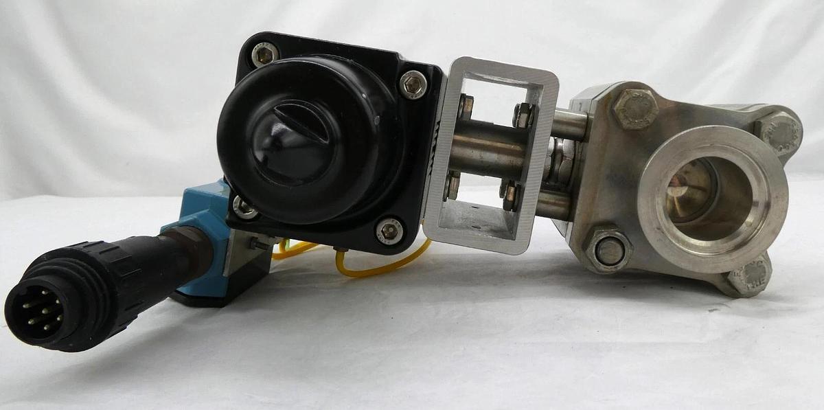 Used MKS Instruments D4150-QF40-AS-H-MKS Ball Valve S102960-133411-01XL Working
