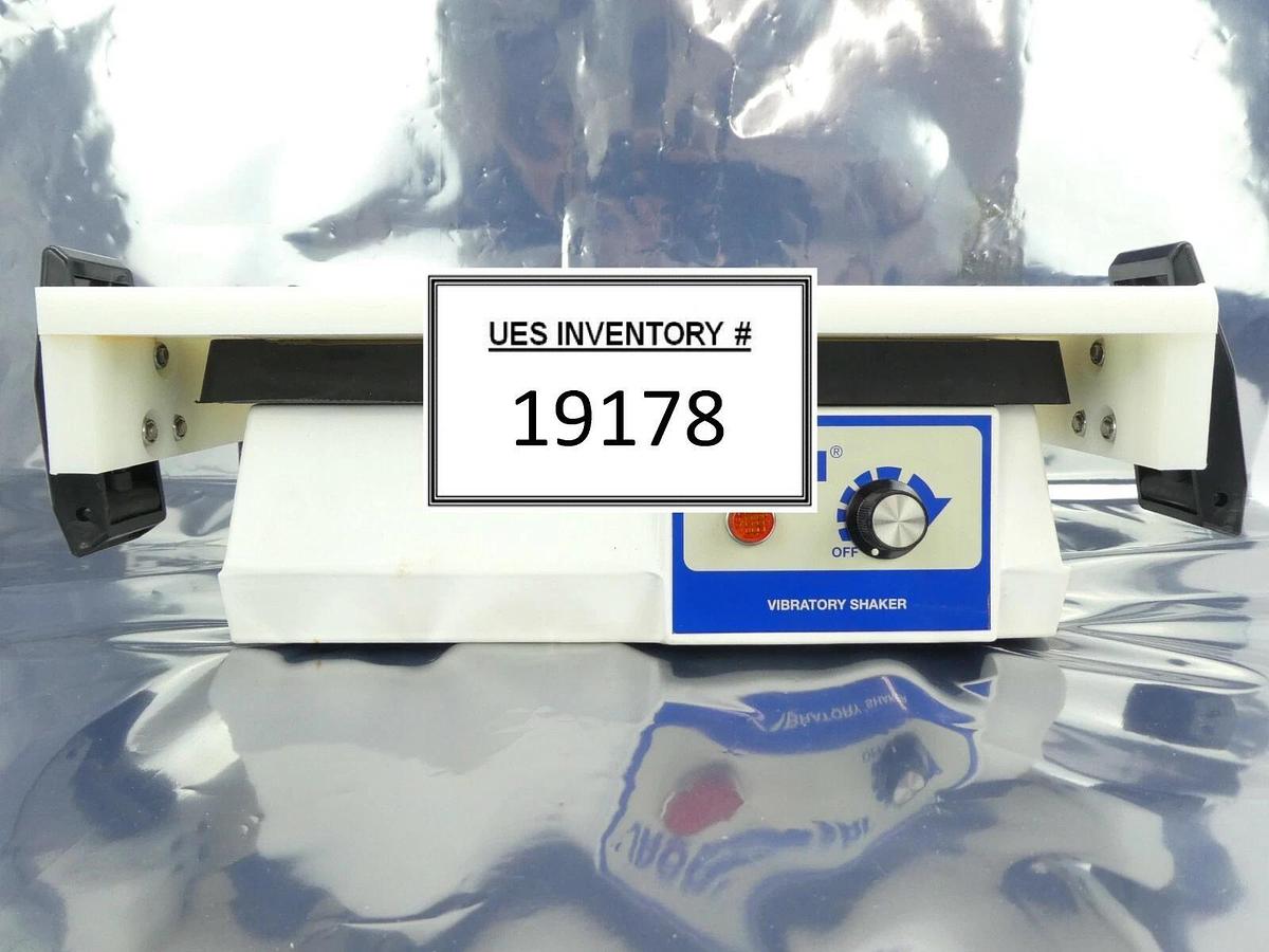 IRORI AC96-05-100V Cleaving Station Vibratory Shaker AccuCleave-96 New Surplus