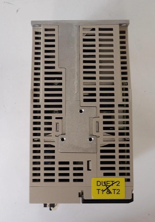 Used Yaskawa Electric SGD7W-7R6A20AY0814A Servo Drive Sigma-7 SERVOPACK Working