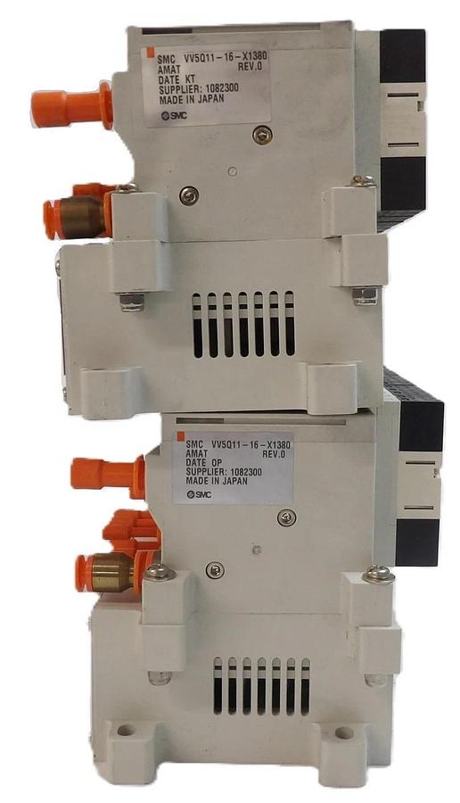 Used SMC VV5Q11-16-X1380 16-Port Pneumatic Manifold NP420-DN2A Lot of 2 Working