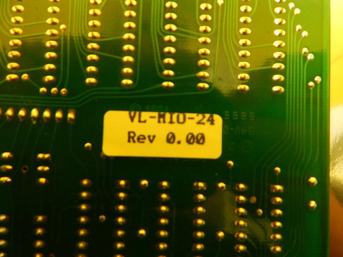 Used VersaLogic 7100-5192-02 Relay PCB Card VL-MIO-24 2340 AG Associates 4100s Used