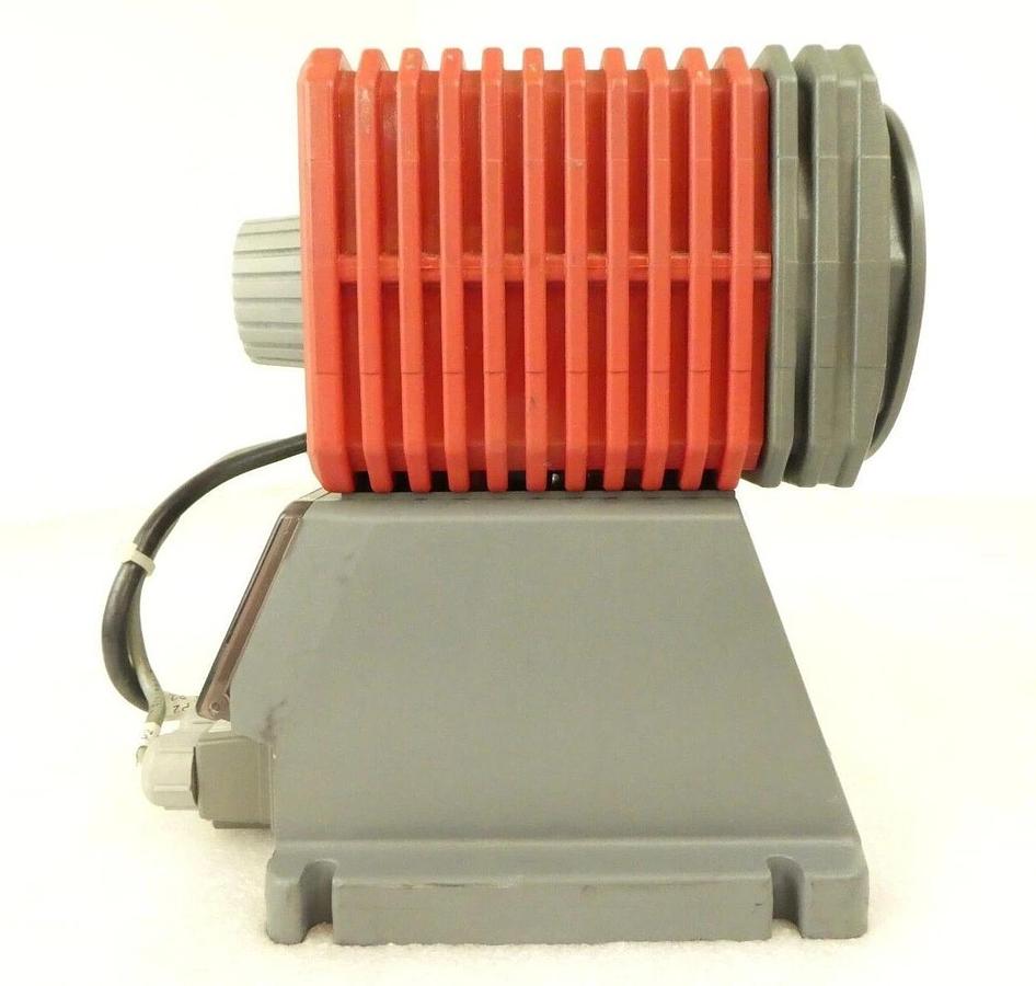 Used Iwaki EHE55FF-1UPE12 Magnetic Metering Pump EHC-11UPE Working Surplus