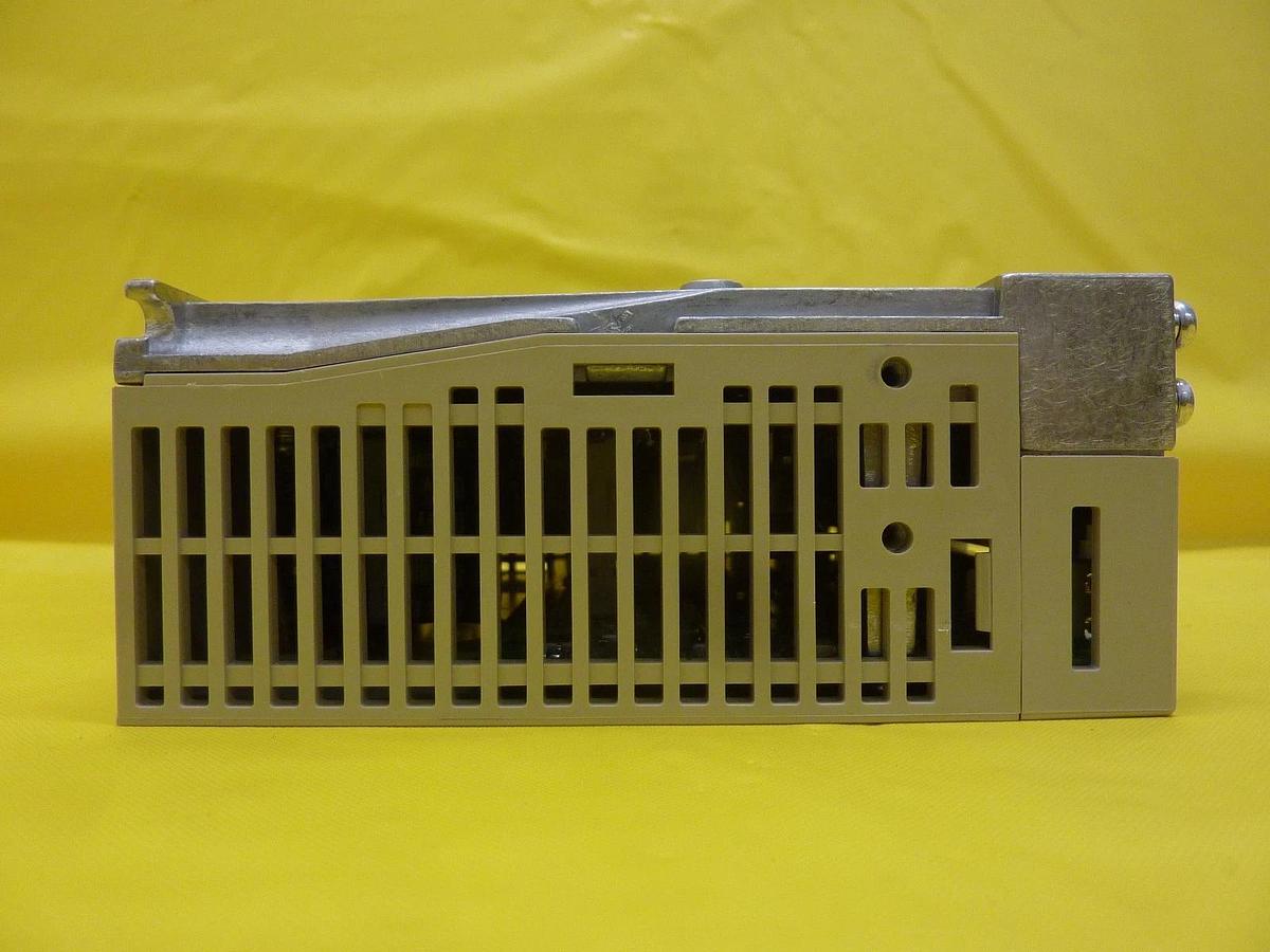 Used Yaskawa Electric SGDM-A5ADAY702 Servo Driver SERVOPACK Ver. 31231-1 Used Working