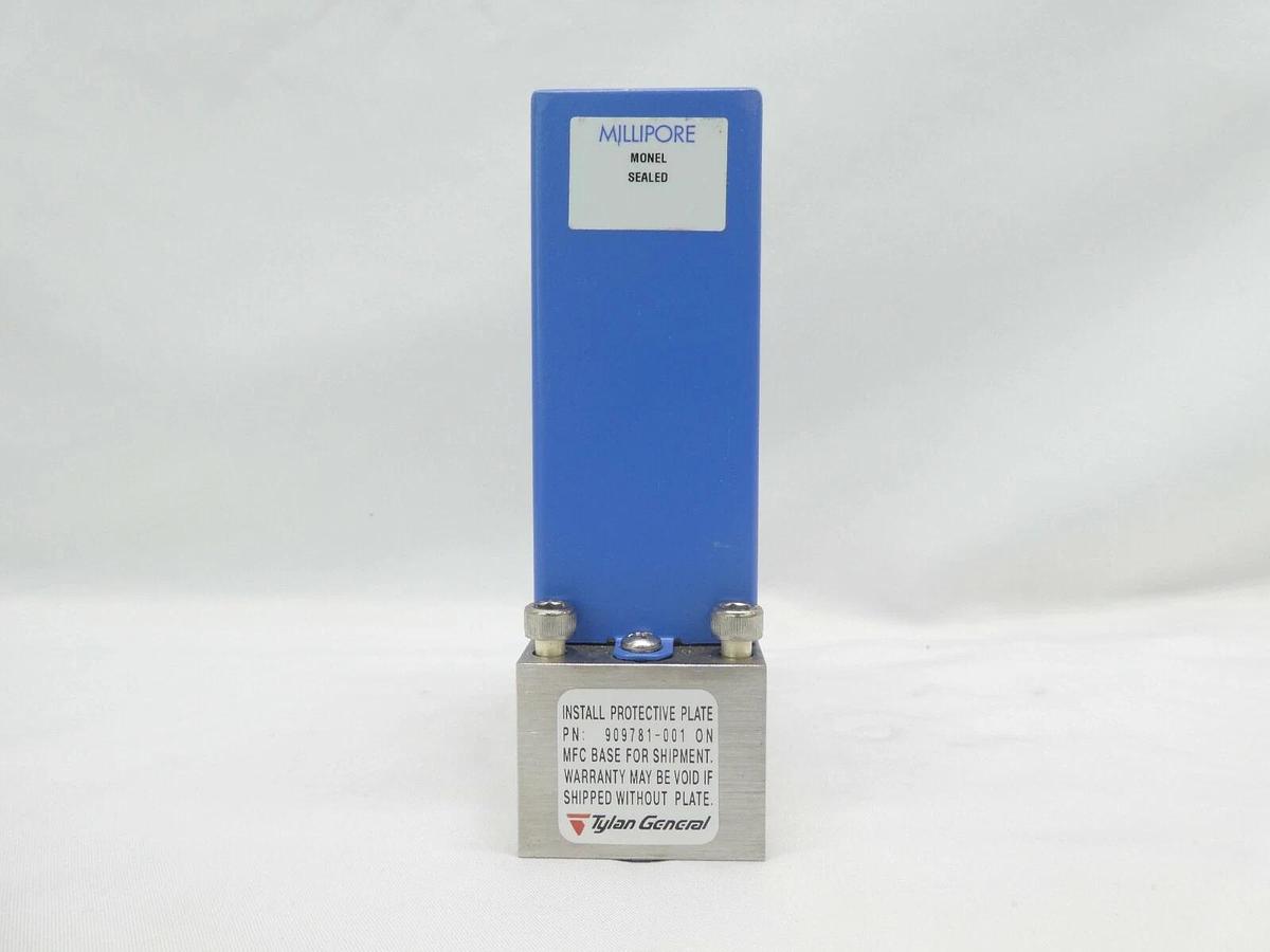 Used Millipore FC-2979MEP5-WM Mass Flow Controller MFC 100 SCCM He Tylan 2979M Series