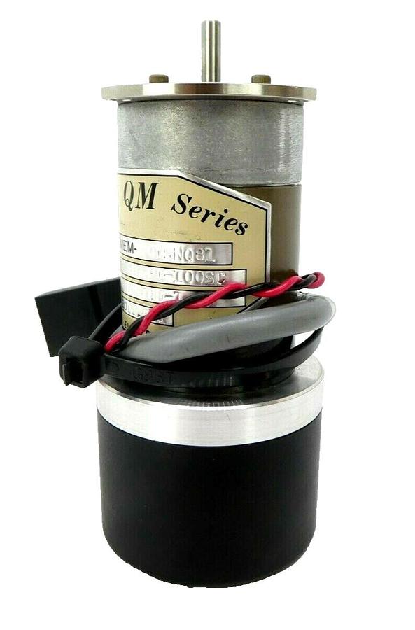 Used Yaskawa UTOPI-100SC Servo Motor QM Series UGQMEM-01SNQ81 Nikon NSR Working
