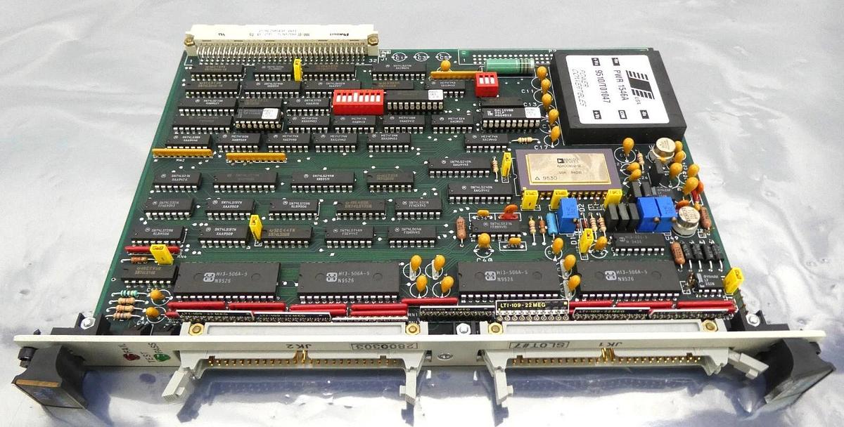 Used Motorola 71560B AIN VMEbus PCB Card XVME-560 Working Surplus