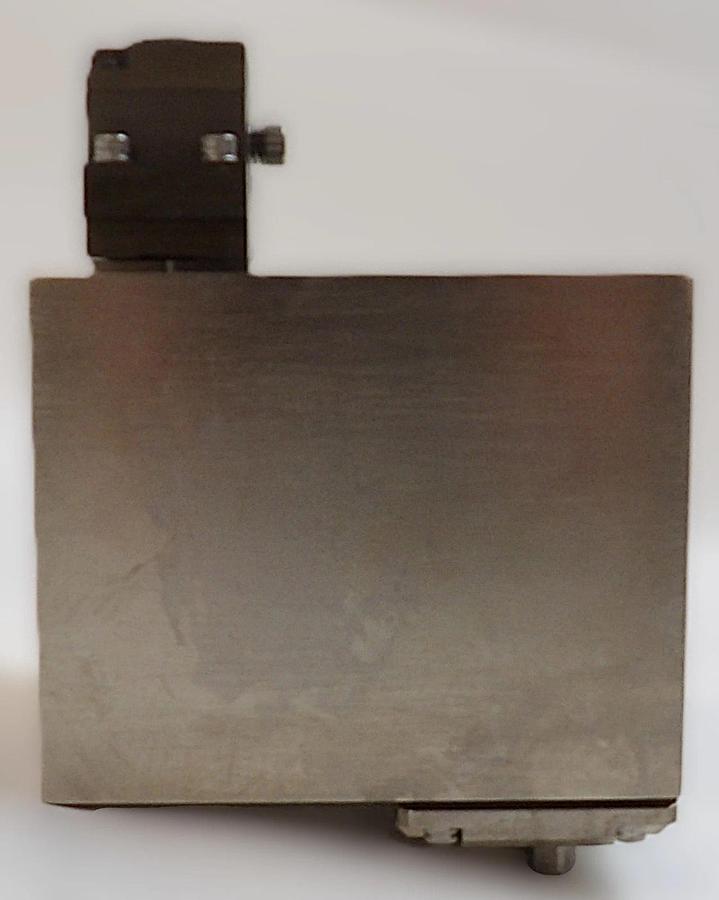 Used Lightwave Electronics SPW 1047nm Solid State Laser Series 110 Working Surplus