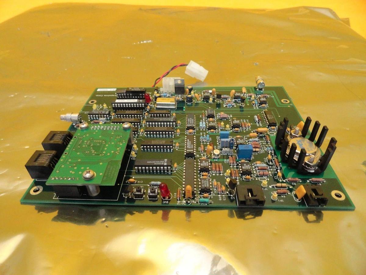 Used Ultrapointe 0025243 Fast Z Controller PCB Board KLA-Tencor CRS-3000 Used Working