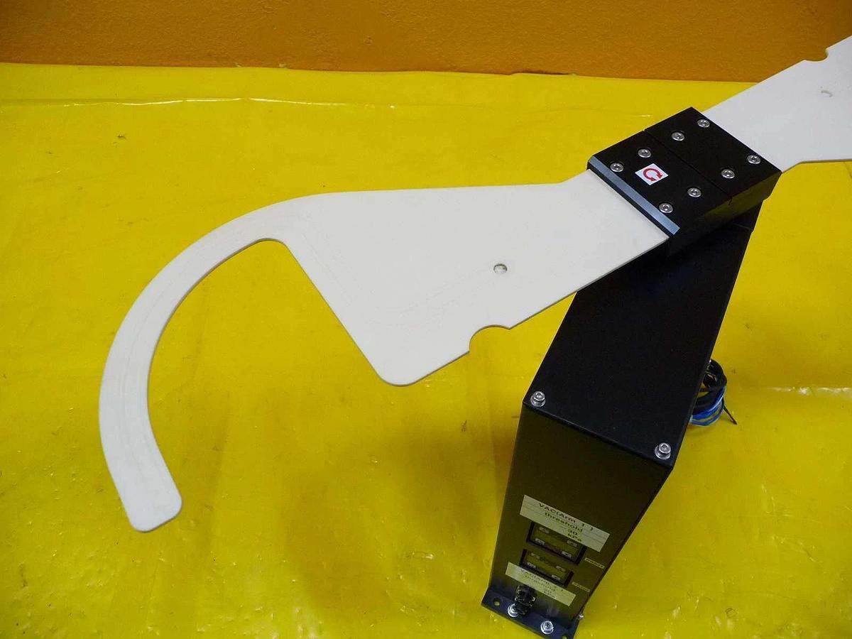 Used Hitachi I-900SRT Dual End Effector Wafer Handling Robot Untested Surplus