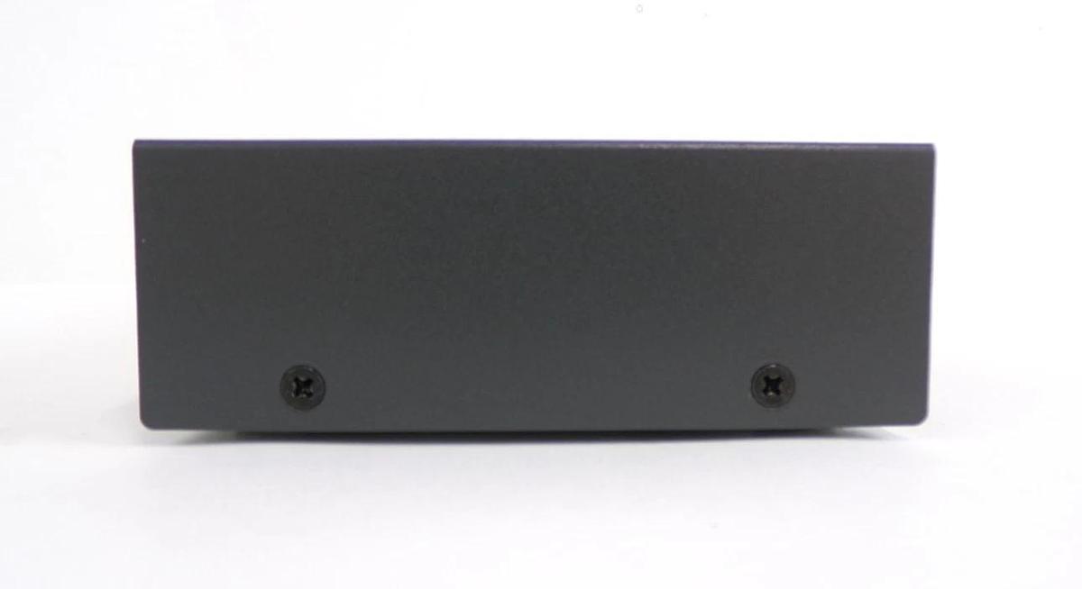Fujitsu NC14004-B895 SERVIS 4-Port KVM Switch FS-1104AU New Surplus