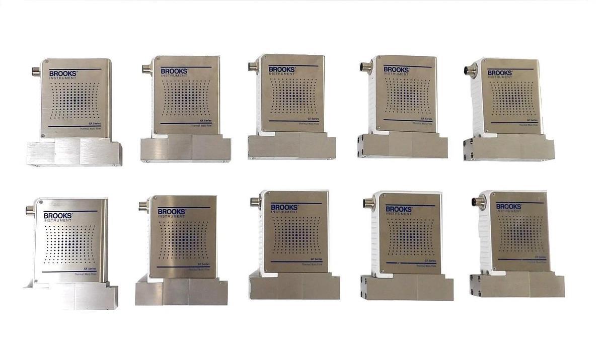 Used Brooks Instrument GF125CXXC Mass Flow Controller MFC GF125C-901104 Lot of 10