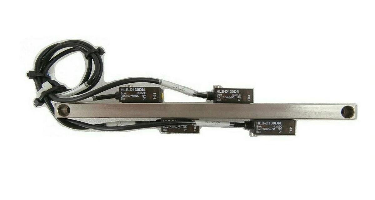 Used Yamatake HLB-D130DN Convergent Measurement Laser Sensor Reseller Lot of 4 Spare