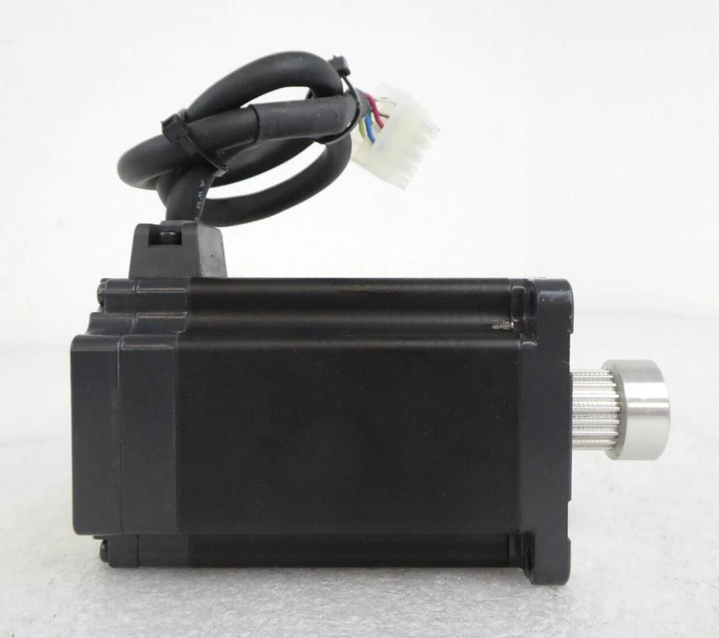 Used Oriental Motor ASM69AC DC Servo Motor VEXTA Reseller Lot of 2 Working