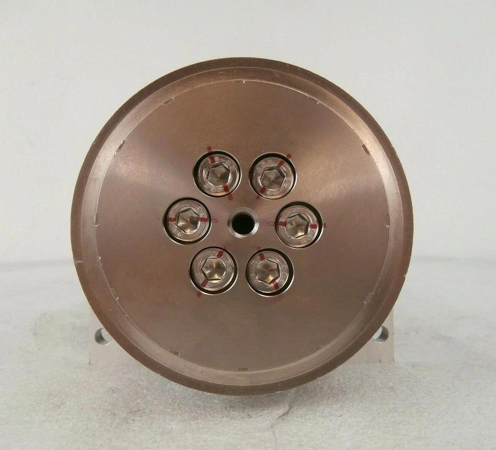 Used Yaskawa SGMAS-12ABA-TE11 AC Servo Motor with Nabtesco Gearhead GH7-11 Working