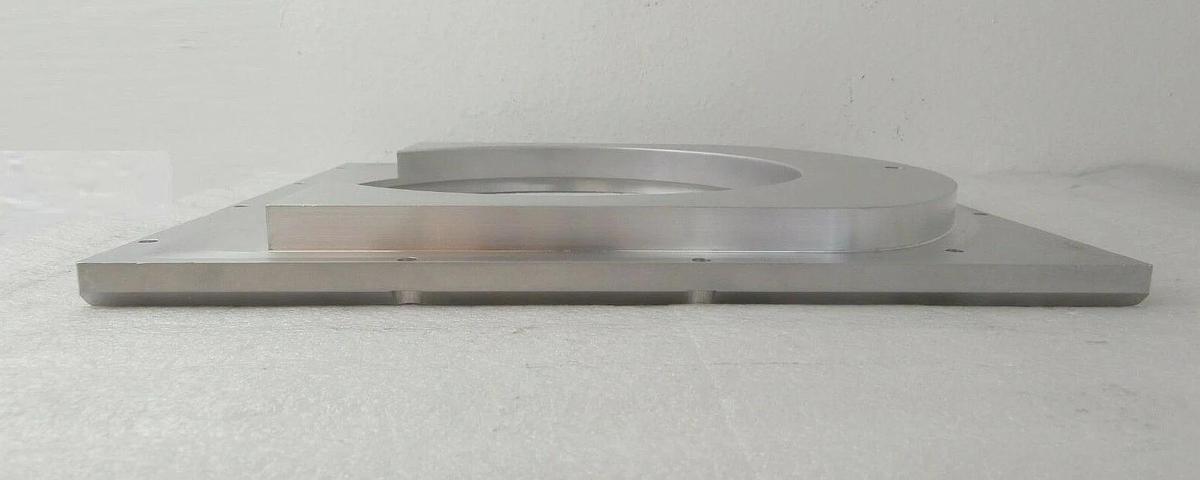 Lam Research 715-021400-002 P.S. MOD 180 Degree Loadlock Cover New Surplus