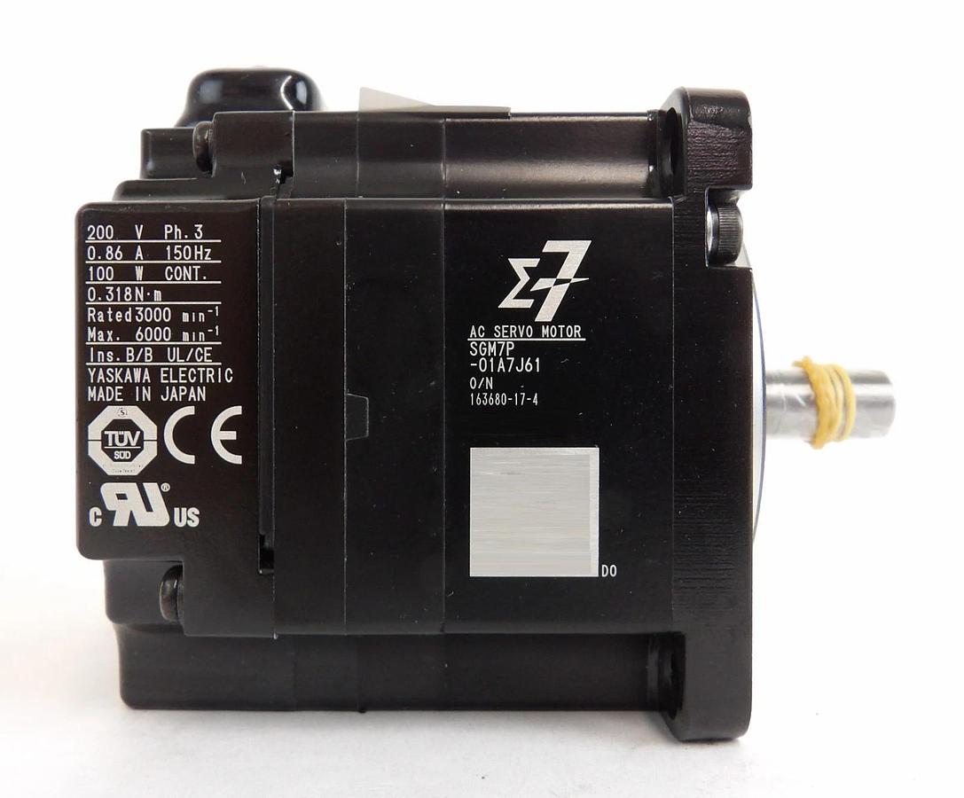 Yaskawa SGM7P-01A7J61 AC Servo Motor Reseller Lot of 5 New