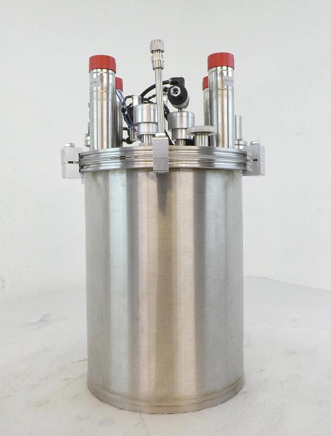 Used CTI-Cryogenics 8185154G001 CIM Brooks Wafer Chuck Cooling System Working Surplus